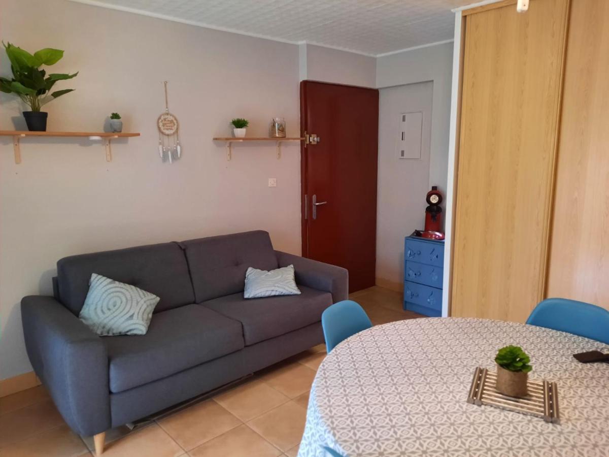 Appartement En Residence Avec Piscine Proche Mer Ле-Баркарес Екстер'єр фото
